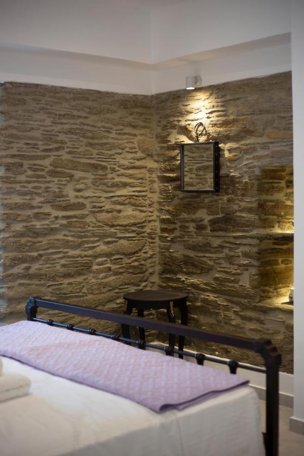 Korina'S Suites Andros Town Luaran gambar
