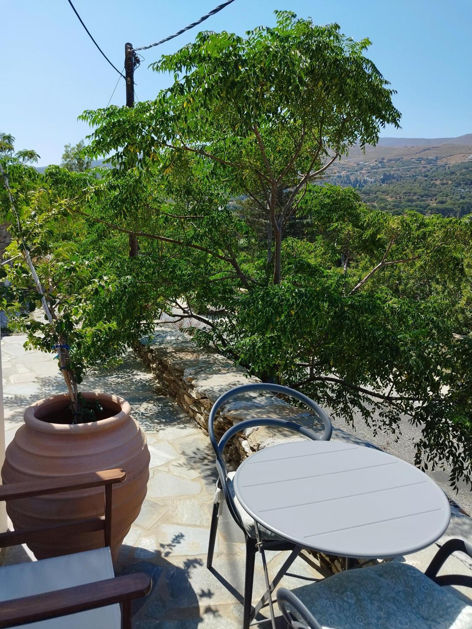 Korina'S Suites Andros Town Luaran gambar