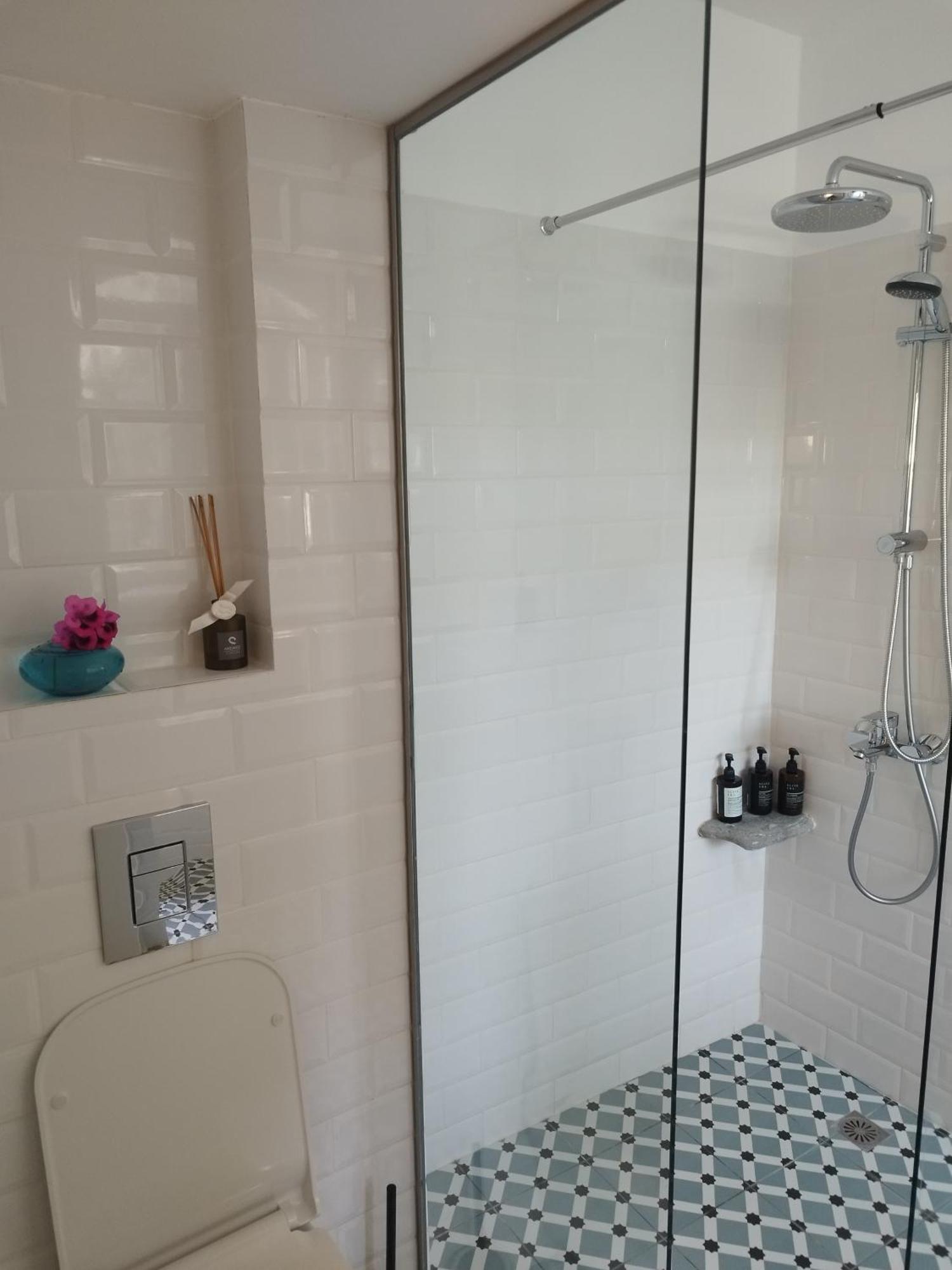 Korina'S Suites Andros Town Luaran gambar